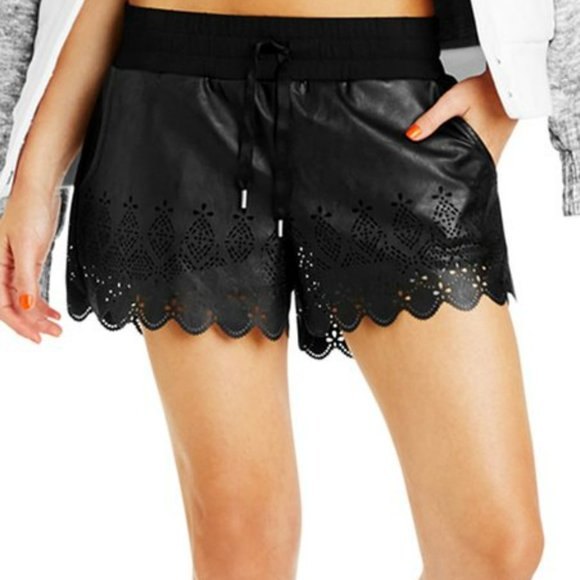 NWT Lorna Jane Lady Luxe Shorts.  SZ M - Picture 3 of 5